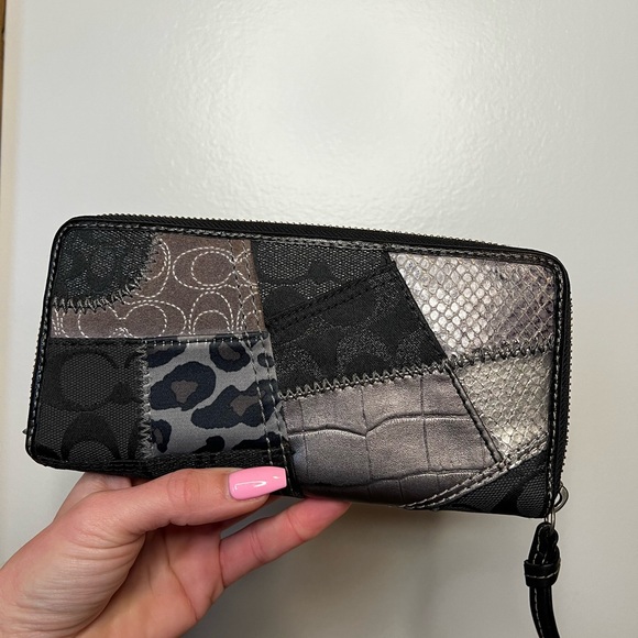 Coach Black and Gray Patchwork Wallet - Picture 2 of 9